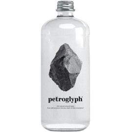 Минеральная вода Petroglyph, Петроглиф 0.75л, без газа, стекло